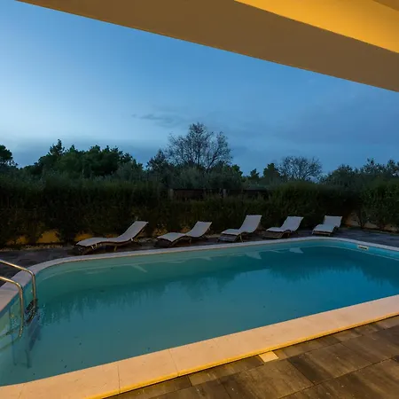 Pandora Villas- -happy Dom wakacyjny Vodice
