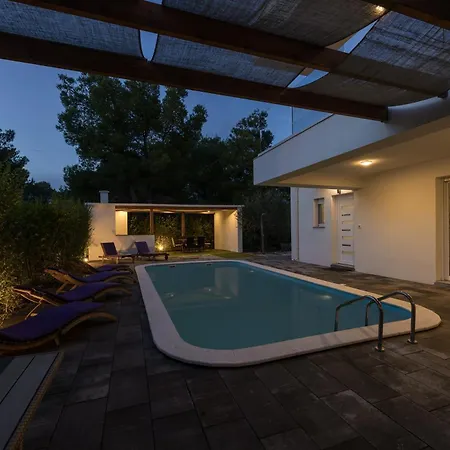 Pandora Villas- -happy Dom wakacyjny Vodice